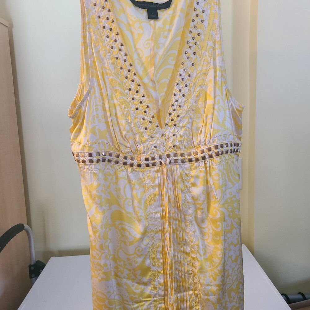 Yellow Tank. - Picture 4 of 5